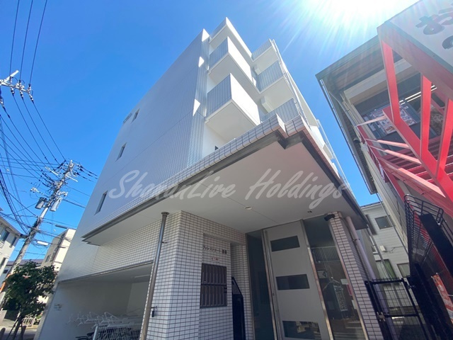 藤沢市朝日町の賃貸マンションの外観|鉄筋コンクリートマンションで防音面も安心♪