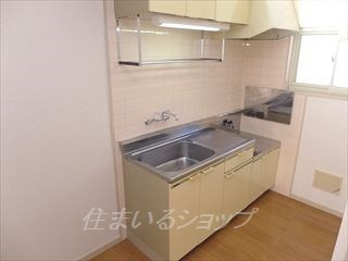 広島市安佐北区可部南１丁目のアパートのキッチン