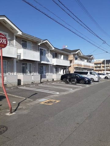 ヴィラ・エタンⅠの駐車場