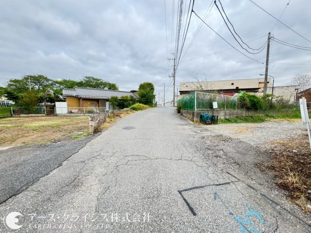 【前面道路含む現地写真】 | 柏市大島田 | 約226坪の圧倒的スケールが叶える邸宅用地。柏駅アクセスと生活利便を兼ね備えた地で、ワンランク上の暮らしを実現。