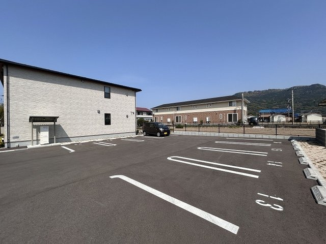 プラシード・カーサ　Ａの駐車場|駐車場に車を止められます