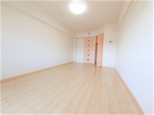 ルイシャトレ鏡の内装|中はこのようになっています