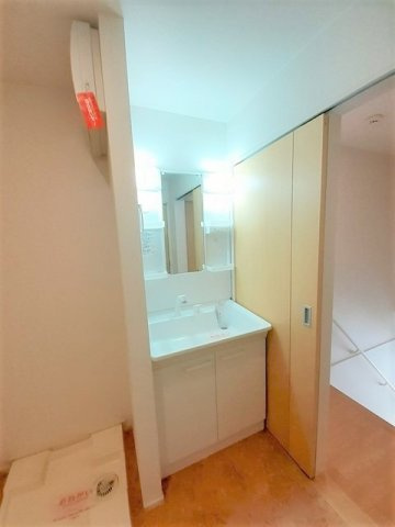 ＣＡＳＡ　３の洗面所|脱衣スペースもあります