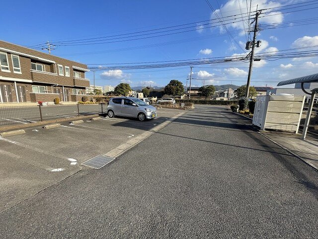 コルソ　プレッソの駐車場|駐車場に車を止められます