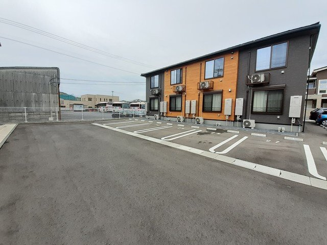 サニーガーデンⅠの駐車場|駐車場があります