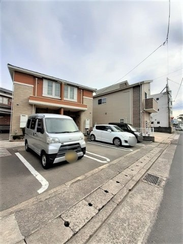 あかしあの駐車場|カースペースがあります