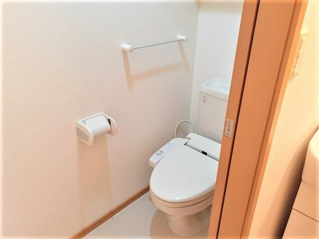 クレメントＦのトイレ|ゆったりとした空間のトイレです