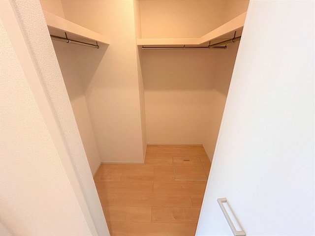 ジュネス原Ⅱ　Ａの収納|たっぷりとした収納スペースです