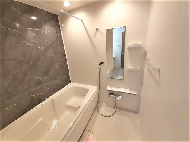 セル　キューブの浴室|お風呂で日々の疲れを落としましょう