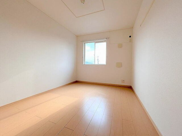 プリムローズ　Ⅲの内装|内装もきれいです