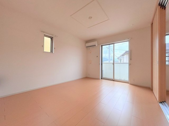 カーサデュエの居間・リビング|おしゃれな居間です