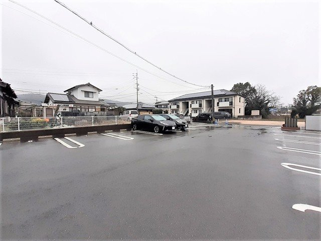 アスパイヤの駐車場|駐車スペースもあります