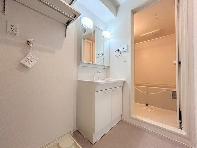 アルページュ　Ａの洗面所|広い洗面スペース