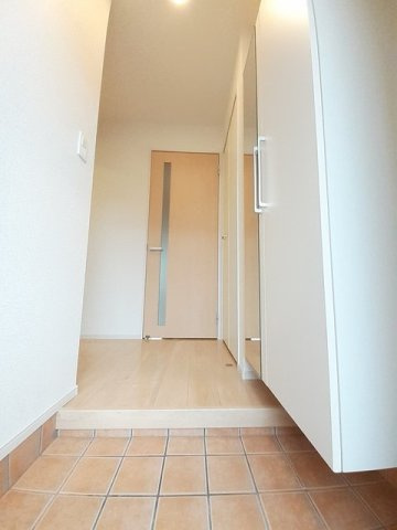 Ｓｐｅｒａｎｚａ　Ｂの玄関|ゆったりとした玄関です