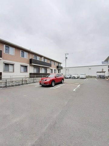 Ｓｐｅｒａｎｚａ　Ｂの駐車場|カースペースがあります