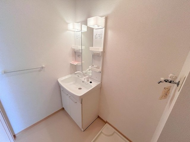 プリムヴェールＢの洗面所|使いやすい洗面所です