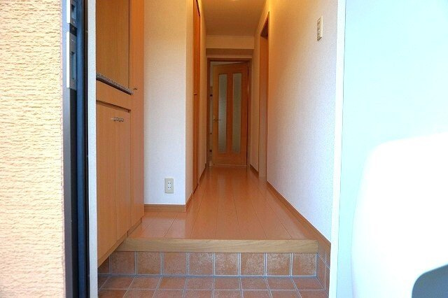 ボヌールＢの玄関|きれいな玄関です