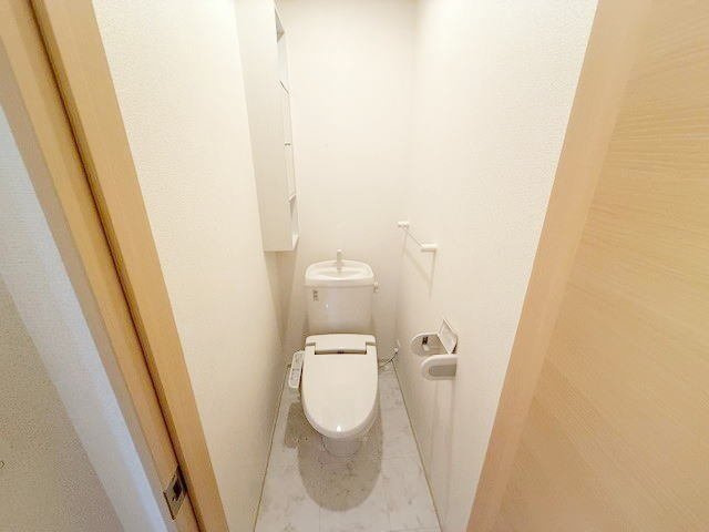 ラフィナート松南のトイレ|落ち着いたトイレです