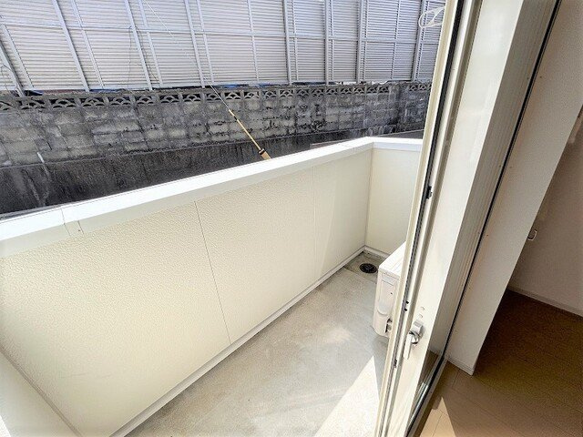 ベルセフォネⅢのバルコニー|開放的で明るい空間を演出してくれるバルコニーです