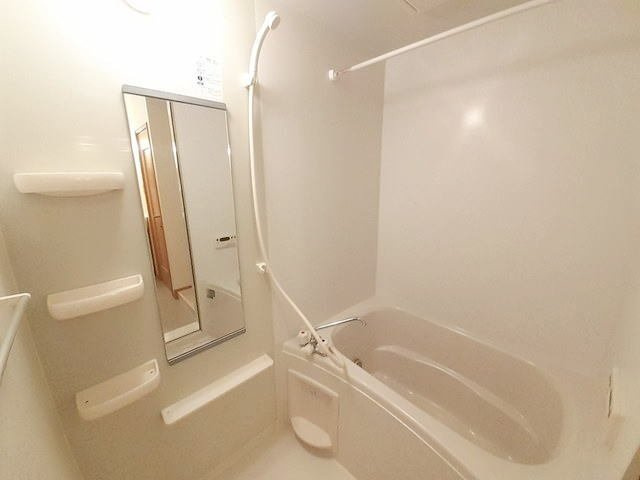 パインブライトＡの浴室|日々の暮らしに欠かせないお風呂です