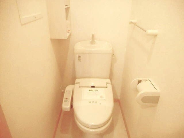 メビウス鏡Ⅲ番館のトイレ|ゆったりとした空間のトイレです