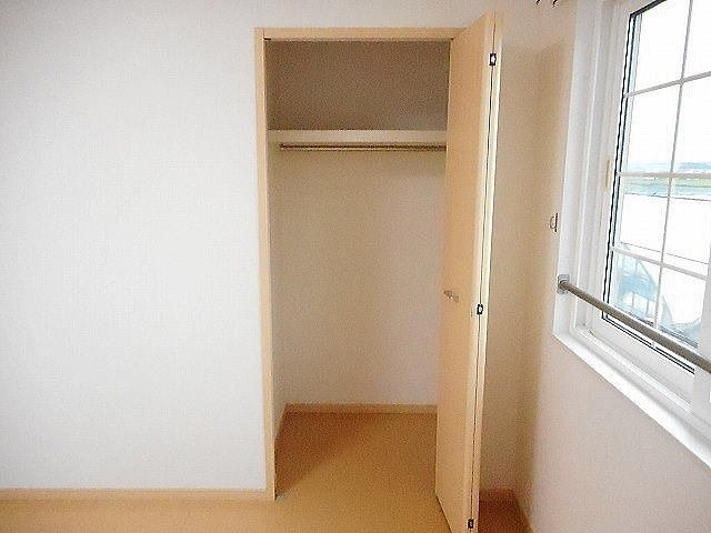 メビウス鏡Ⅲ番館の収納|ちょっとした収納スペースも充実しています