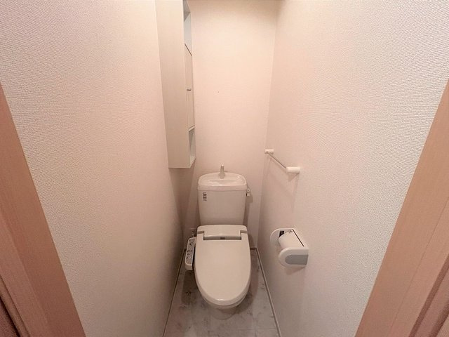 うらら１番館のトイレ|シンプルで使いやすいトイレです