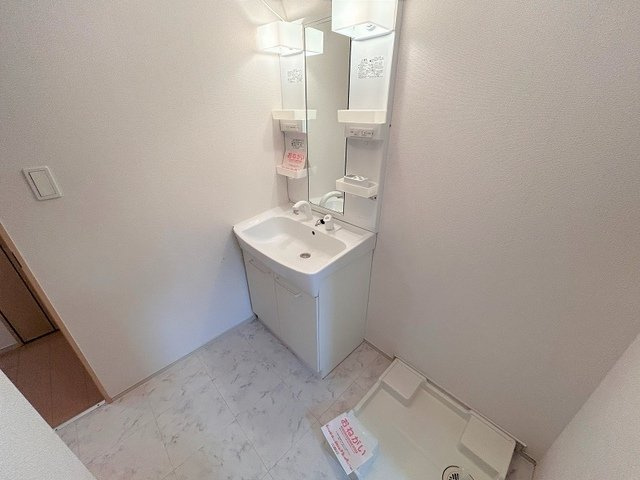 うらら１番館の洗面所|忙しい朝には欠かせない洗面所です