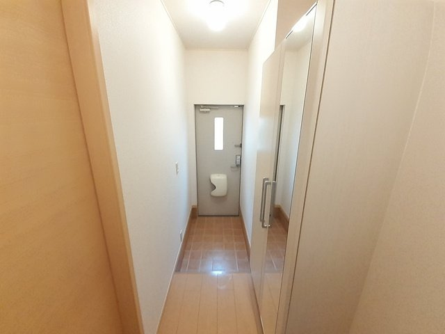 コットン　アベニュー　Ｂの玄関|玄関です