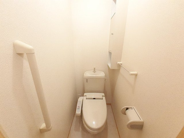 コットン　アベニュー　Ｂのトイレ|コンパクトで使いやすいトイレです