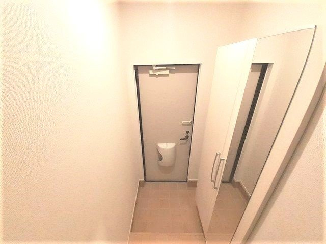 プラシードの玄関|収納もある玄関です