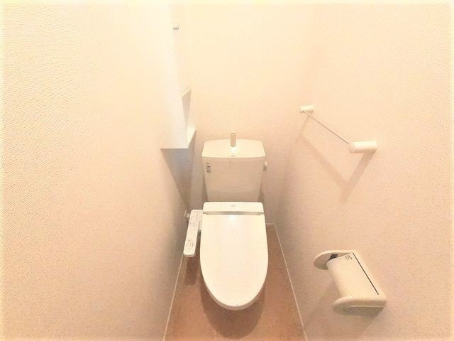 プラシードのトイレ|清潔感のあるトイレです