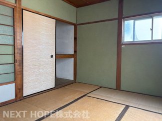 【和室】 | 伊丹市昆陽東４丁目中古テラスハウス | ２階和室です♪足を伸ばして寛げる居室です！！お好きなリフォームを楽しみたい方におすすめです！！