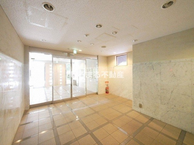 ＣＩＴＹ　ＳＰＩＲＥ靭公園のロビー
