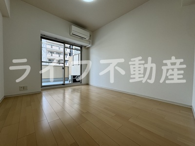 S-RESIDENCE緑橋serioの居間・リビング