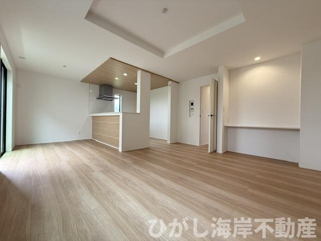平塚市御殿4丁目　新築戸建　全５棟の居間・リビング|17.5帖　LDK