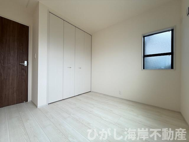 茅ヶ崎市菱沼１丁目　新築戸建　全２棟の寝室|5.5帖　洋室