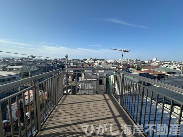 茅ヶ崎市中海岸3丁目　中古戸建のバルコニー|ルーフバルコニー