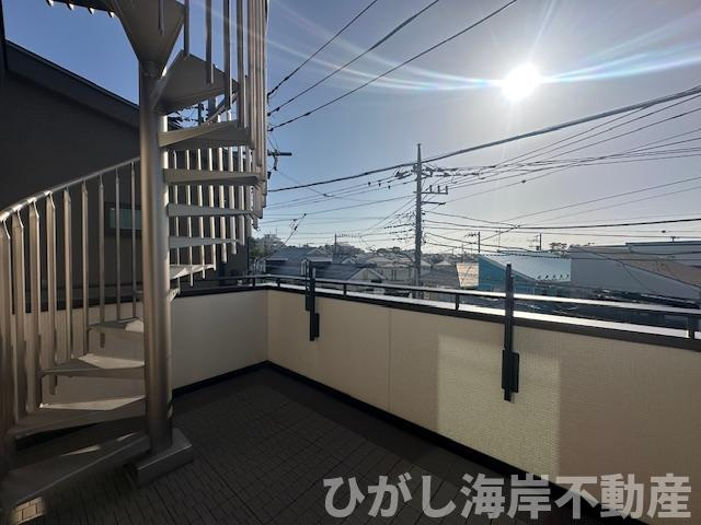 茅ヶ崎市中海岸3丁目　中古戸建の構造・工法・仕様|バルコニー
