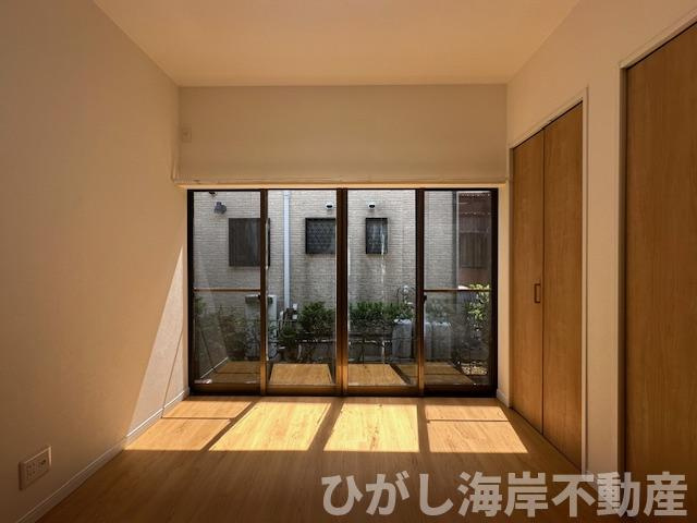 茅ケ崎市下町屋２丁目　中古戸建の洋室|新規リフォーム完了！　6帖　洋室