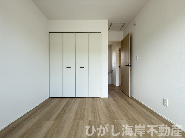 平塚市上平塚　新築戸建　全3棟の寝室|5.2帖　洋室
