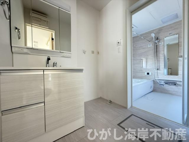 平塚市上平塚　新築戸建　全3棟の脱衣所|脱衣スペース