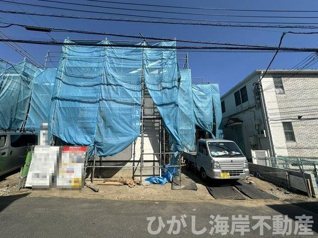 藤沢市辻堂太平台１丁目　新築戸建　全２棟の外観|5月16日撮影　建築中　現地外観