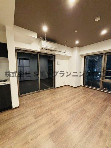 仲介手数料0円！C・P・Pure隼人町の居間・リビング