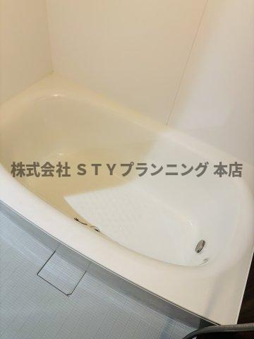 仲介手数料0円！C・P・Pure隼人町の浴室