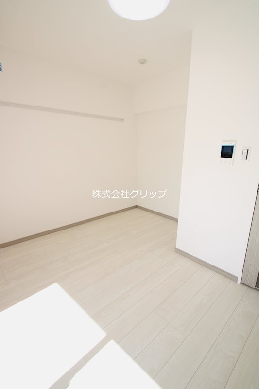 アイルプレミアム横浜ウエストの洋室