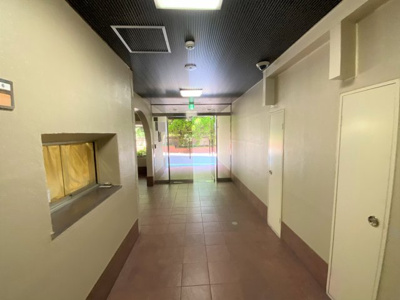 【エントランス】 | 緑地公園ロイヤルマンション