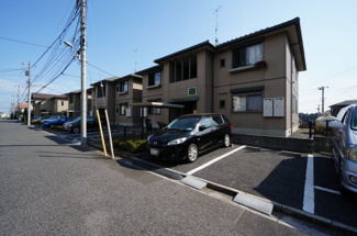【駐車場】