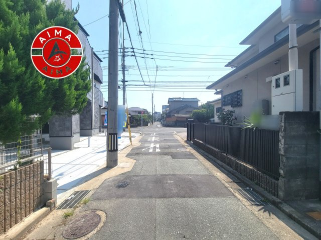 福岡市西区小戸3丁目第7-3棟（1号棟）　の外観|前面道路含む現地の写真です。