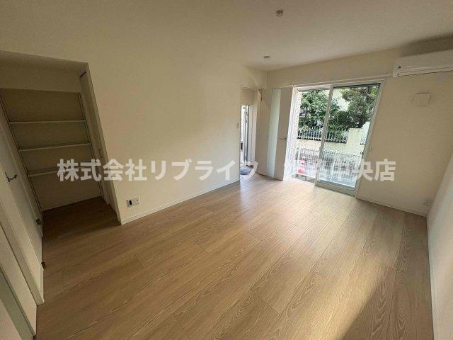 (仮称)ロタス中島アパートの居間・リビング